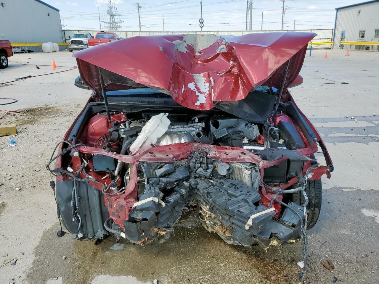 2016 Toyota Camry Le - Image 5