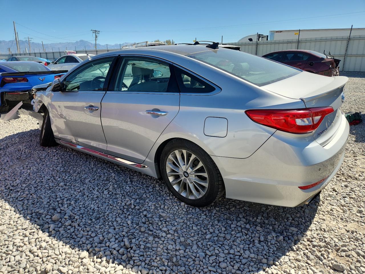 2015 Hyundai Sonata Sport - Фото 2