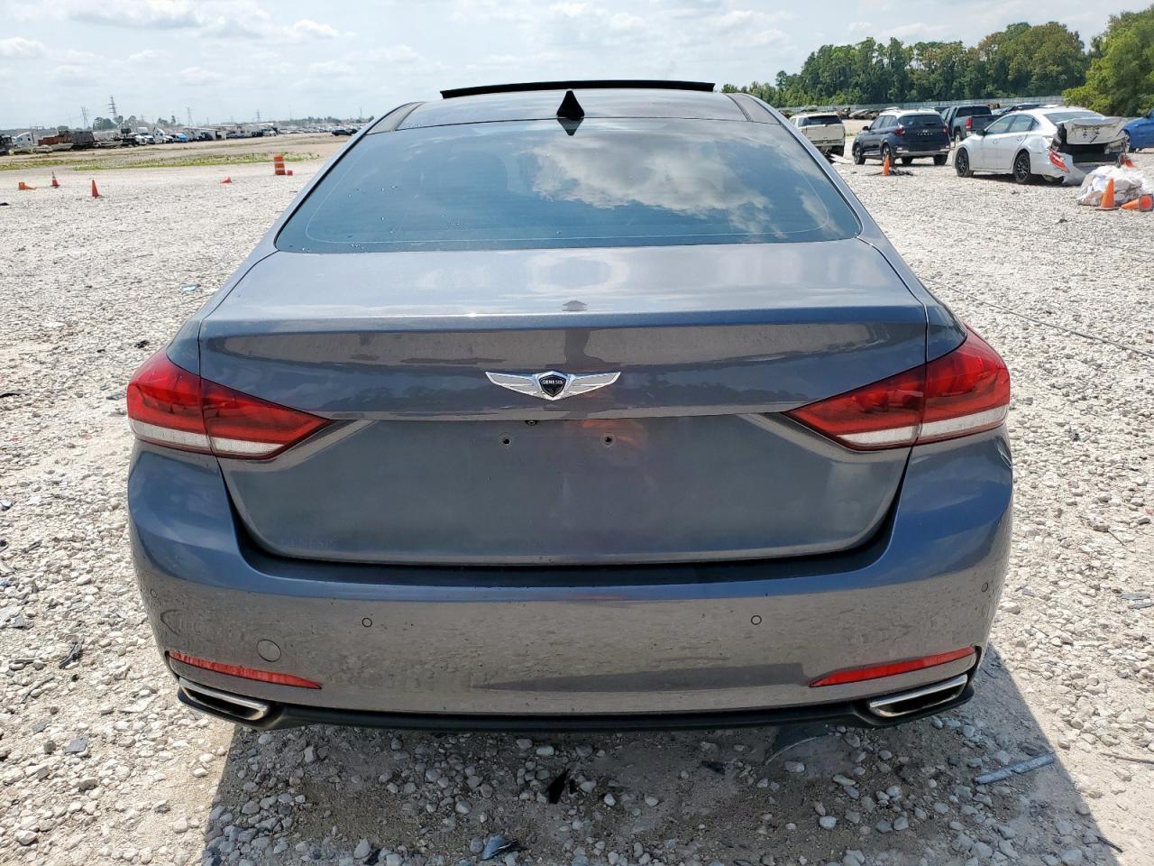 2016 Hyundai Genesis 3.8L - Фото 6