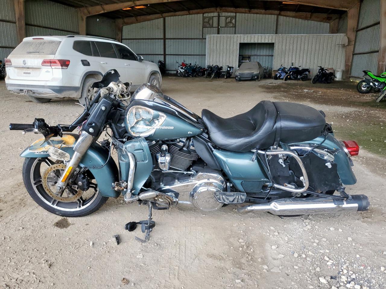 2020 Harley-Davidson Fltrk - Image 3