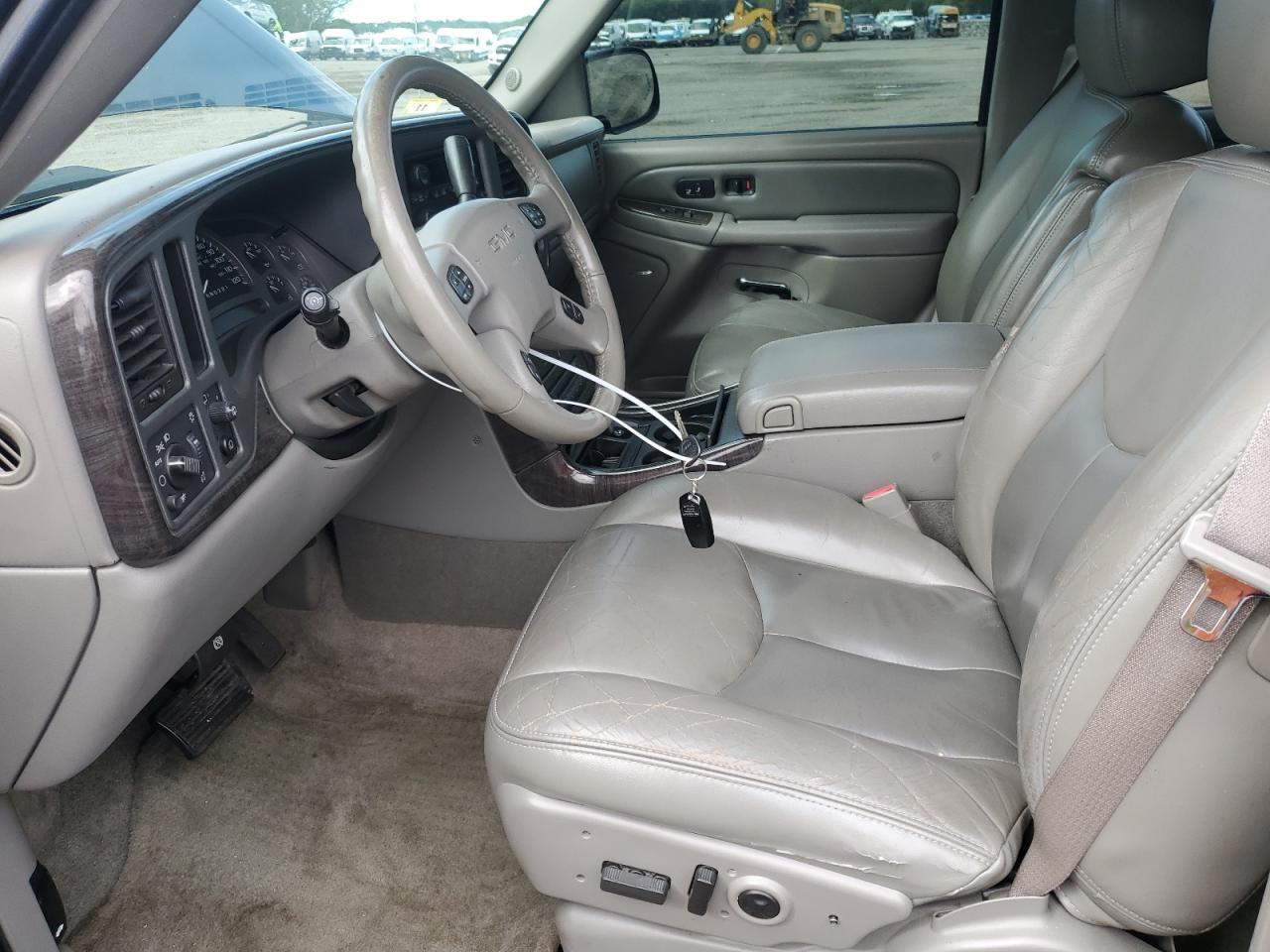 2006 GMC Yukon Denali - Фото 7