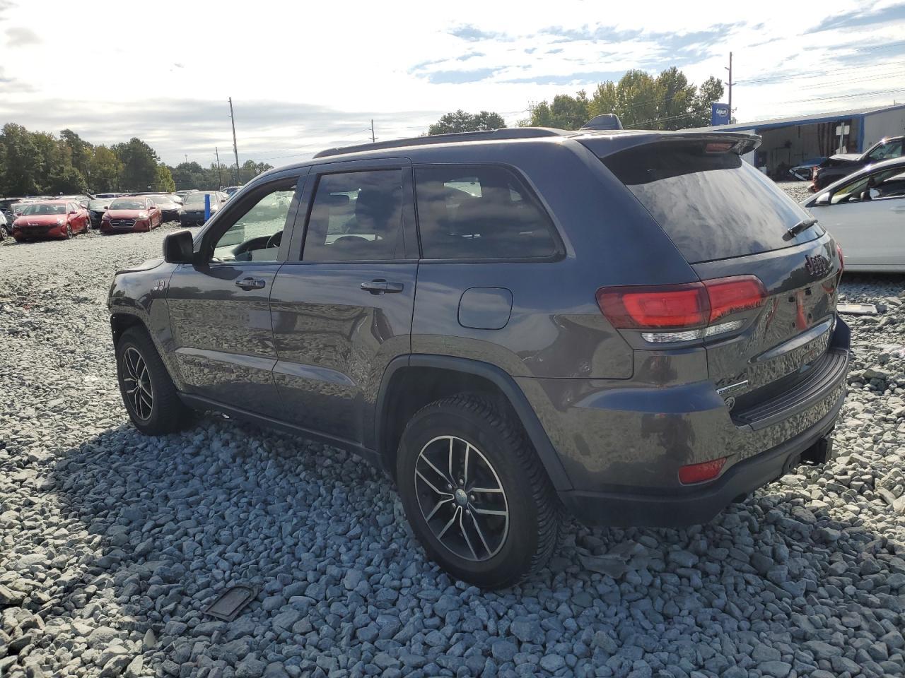 2018 Jeep Grand Cherokee Trailhawk - Фото 2