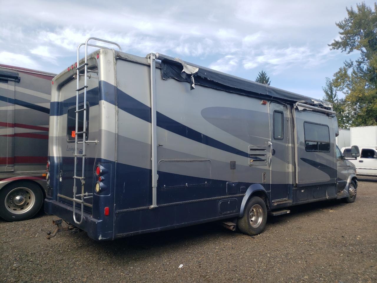 2006 Ford Econoline E450 Super Duty Cutaway Van - Фото 4