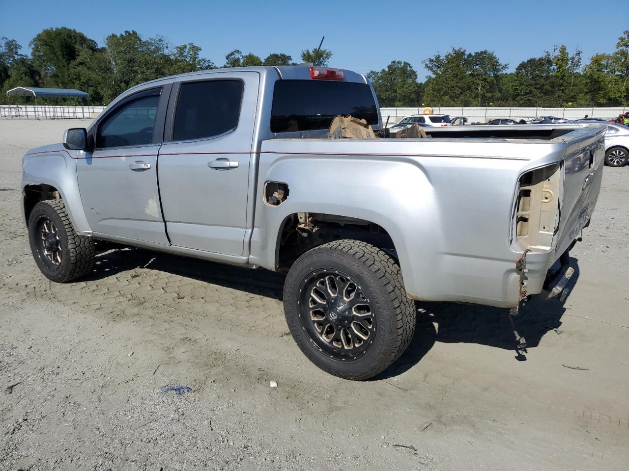 2015 GMC Canyon Sle - Image 2