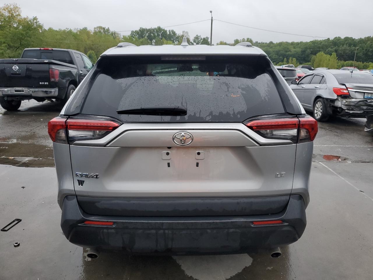 2021 Toyota Rav4 Le - Фото 6