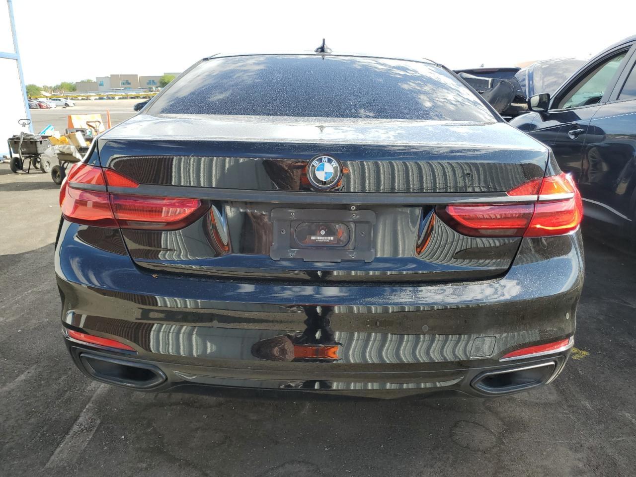 2017 BMW 740 I - Image 6