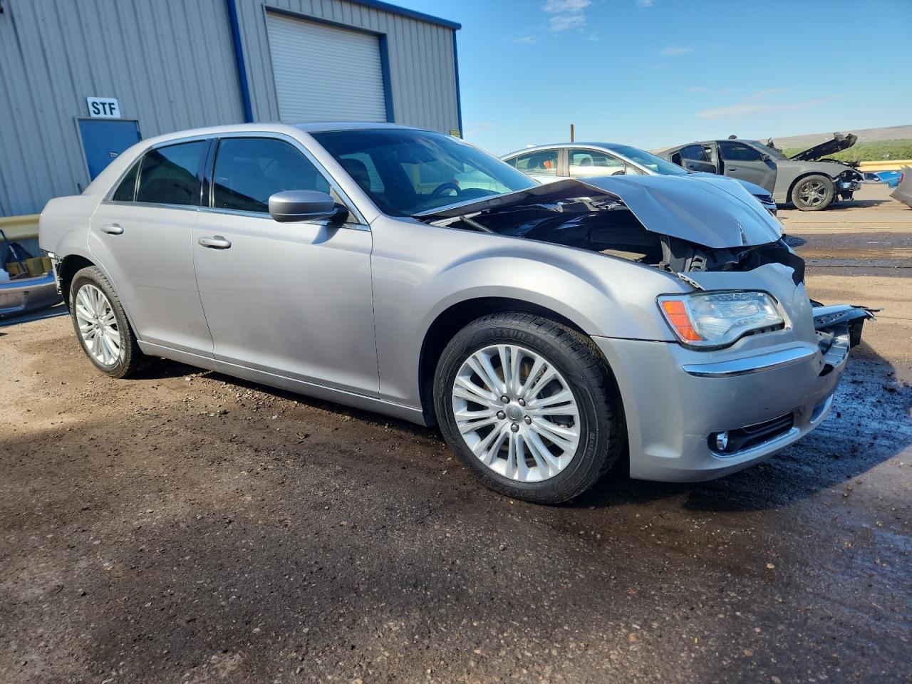 2014 Chrysler 300 - Фото 4