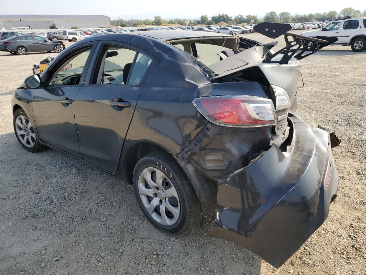2011 Mazda 3 I - Фото 2