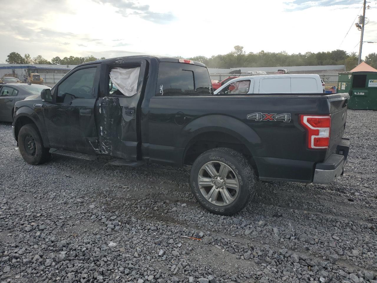 2018 Ford F150 Supercrew - Фото 2