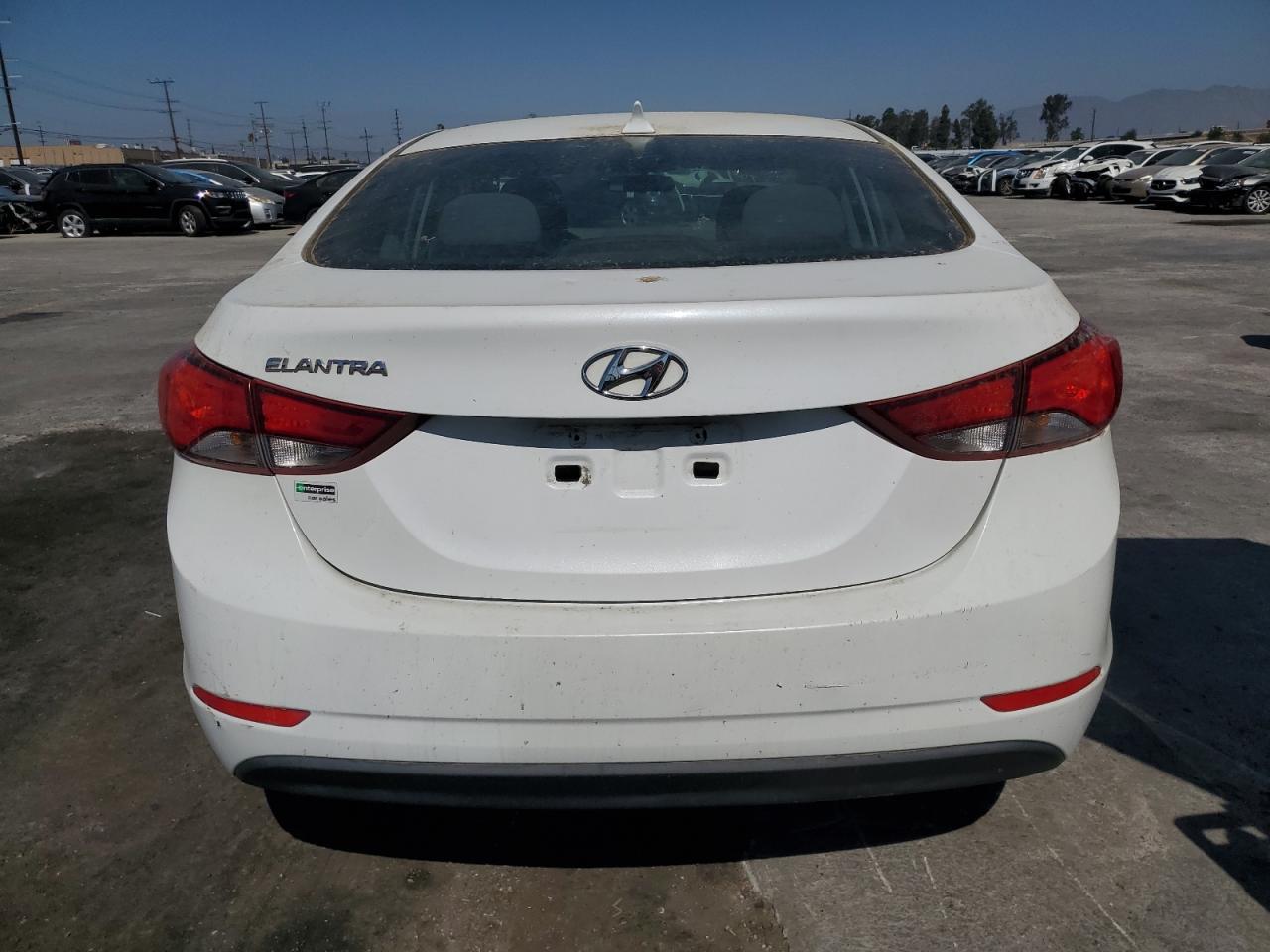 2015 Hyundai Elantra Se - Фото 6