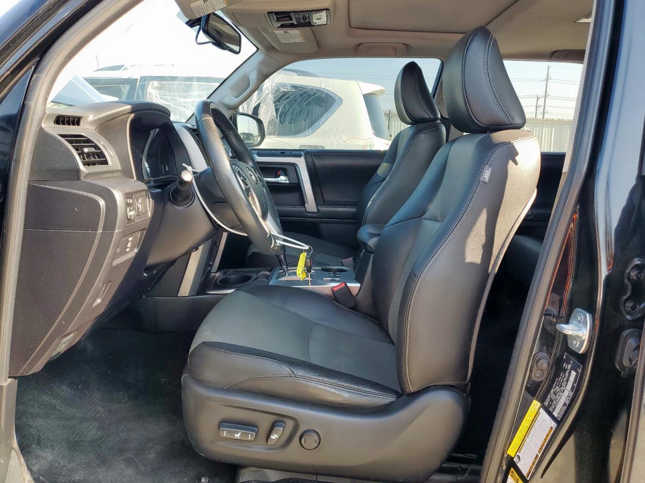 2016 Toyota 4Runner Sr5 - Image 7