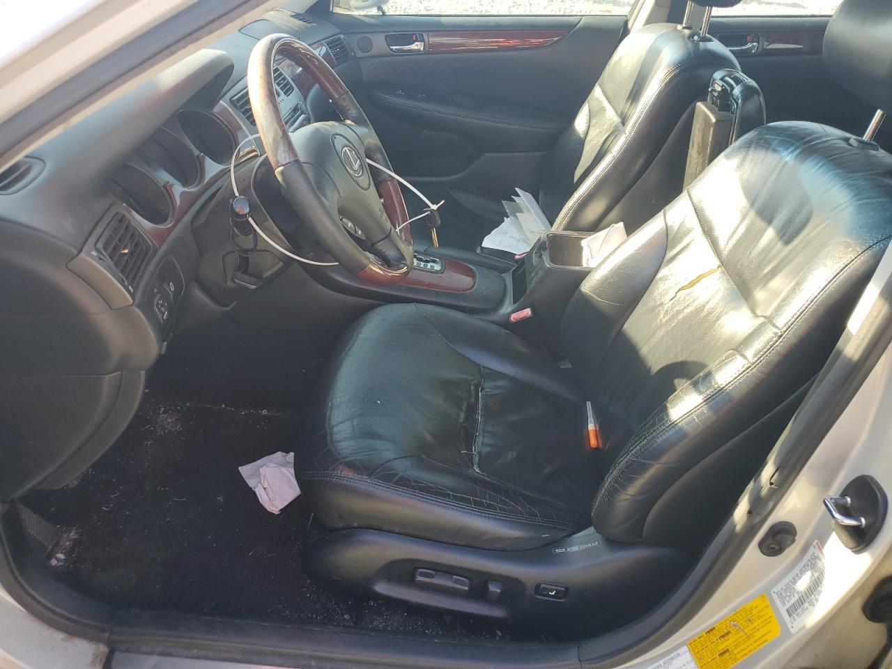 2002 Lexus Es 300 - Image 7