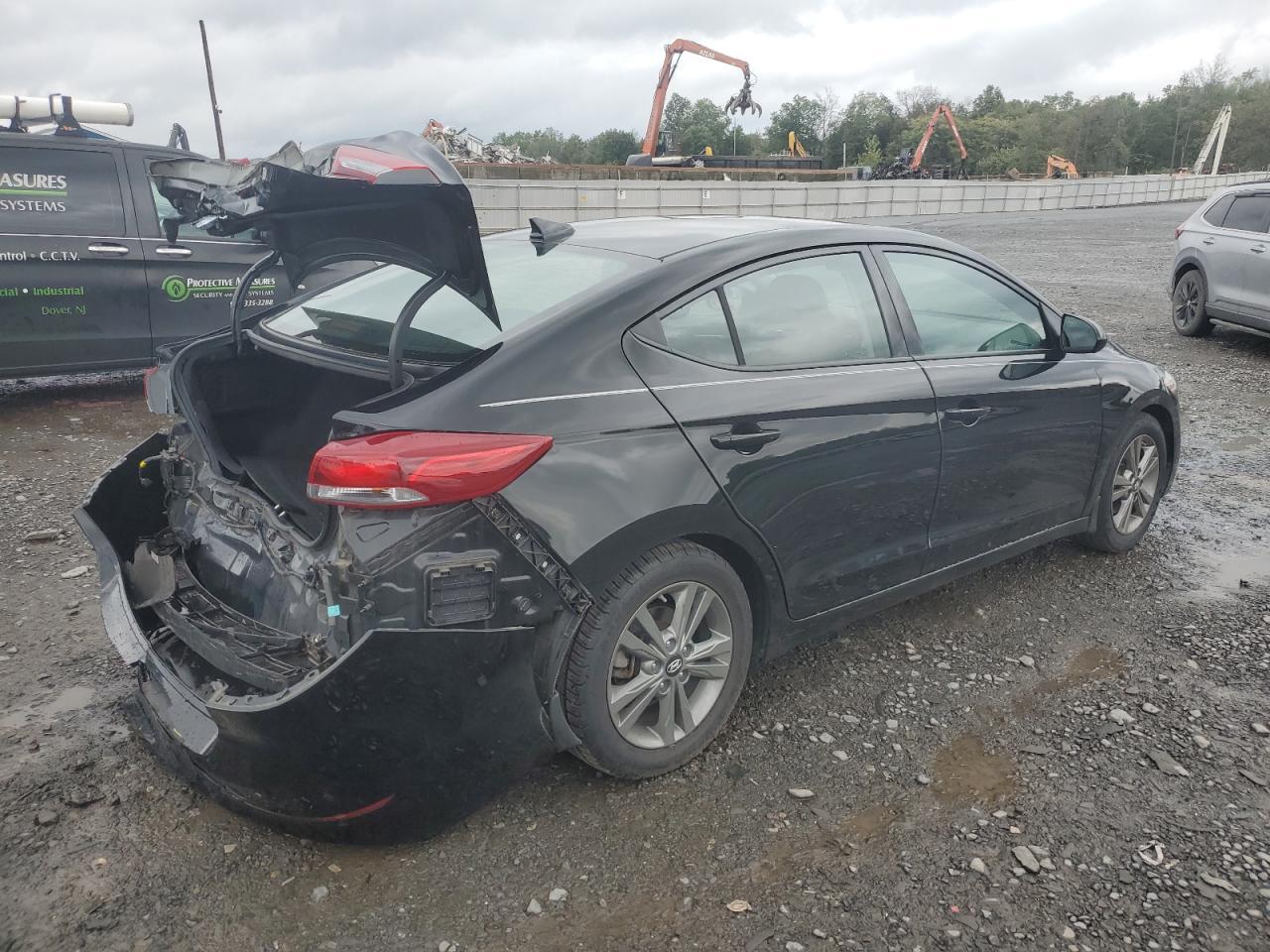 2018 Hyundai Elantra Sel - Фото 3