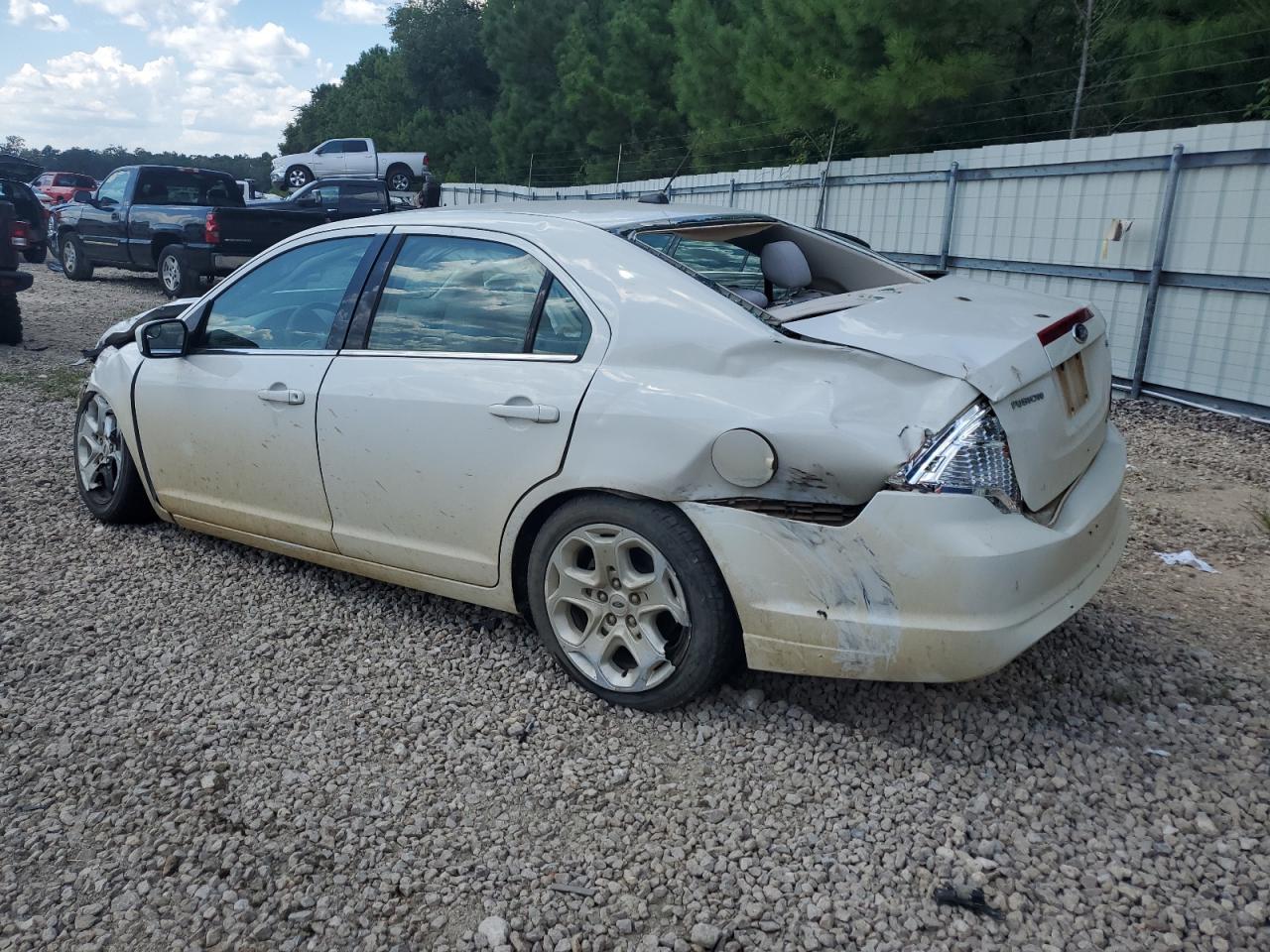 2011 Ford Fusion Se - Фото 2