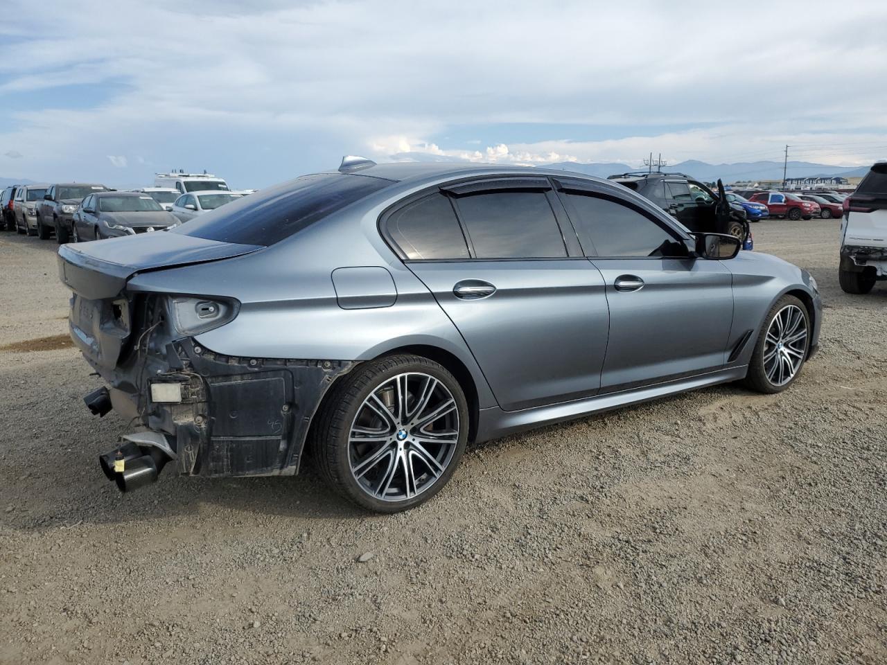 2017 BMW 540 Xi - Фото 3