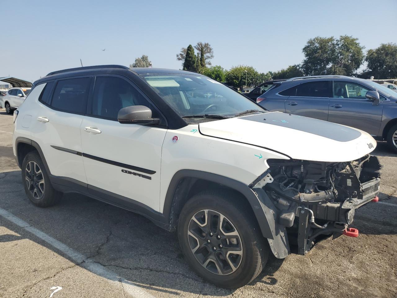 2019 Jeep Compass Trailhawk - Image 4