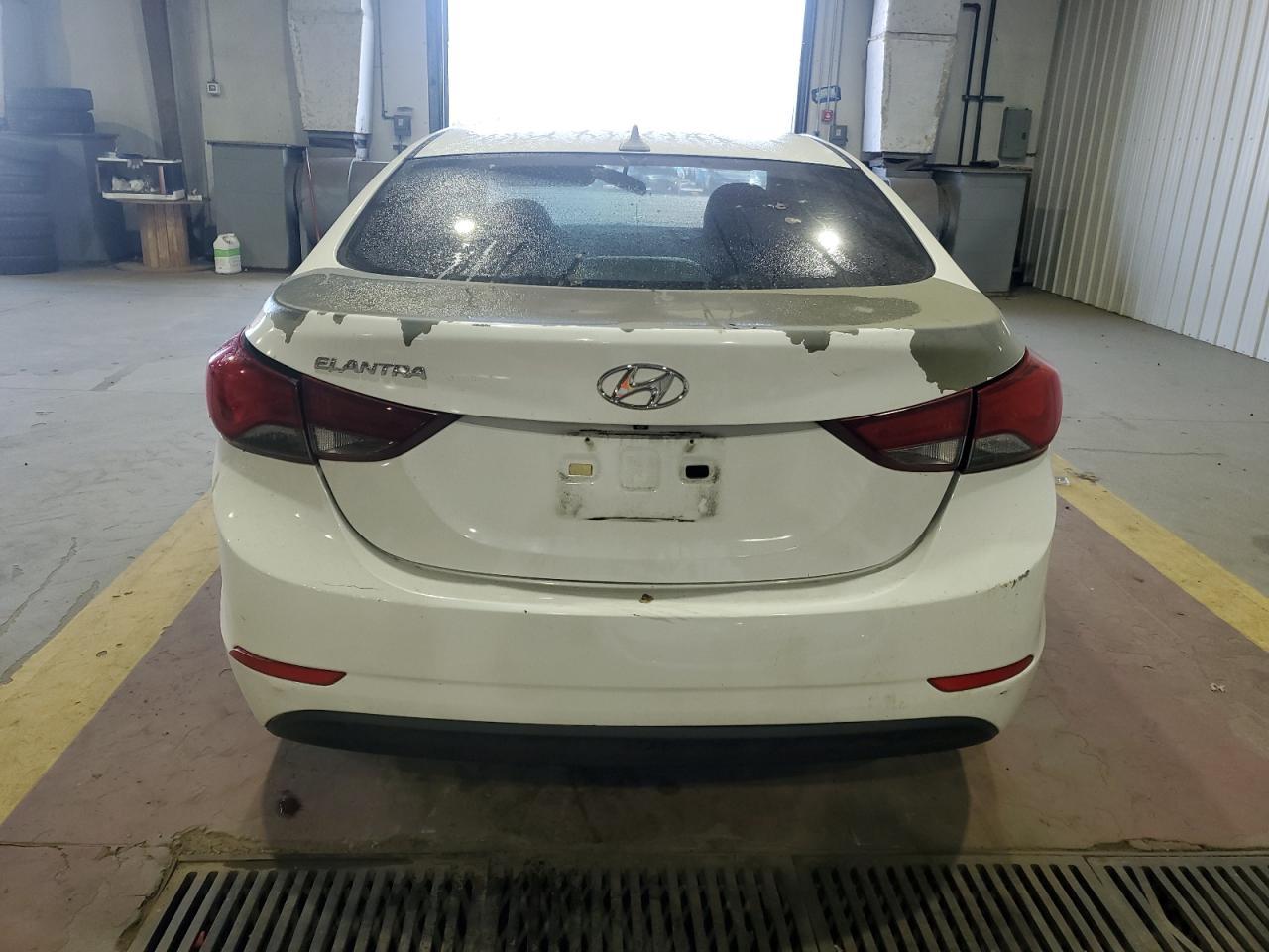 2016 Hyundai Elantra Se - Image 6