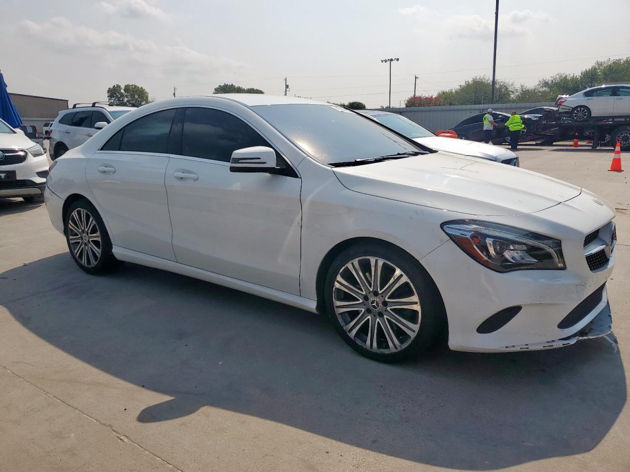 2018 Mercedes-Benz Cla 250 - Фото 4