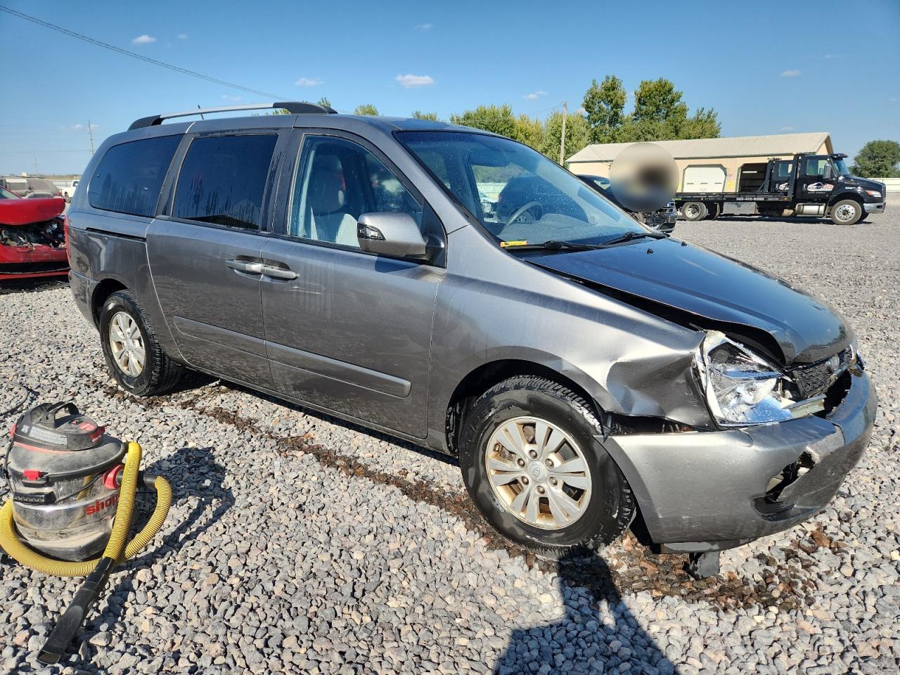 2011 Kia Sedona Lx - Фото 4