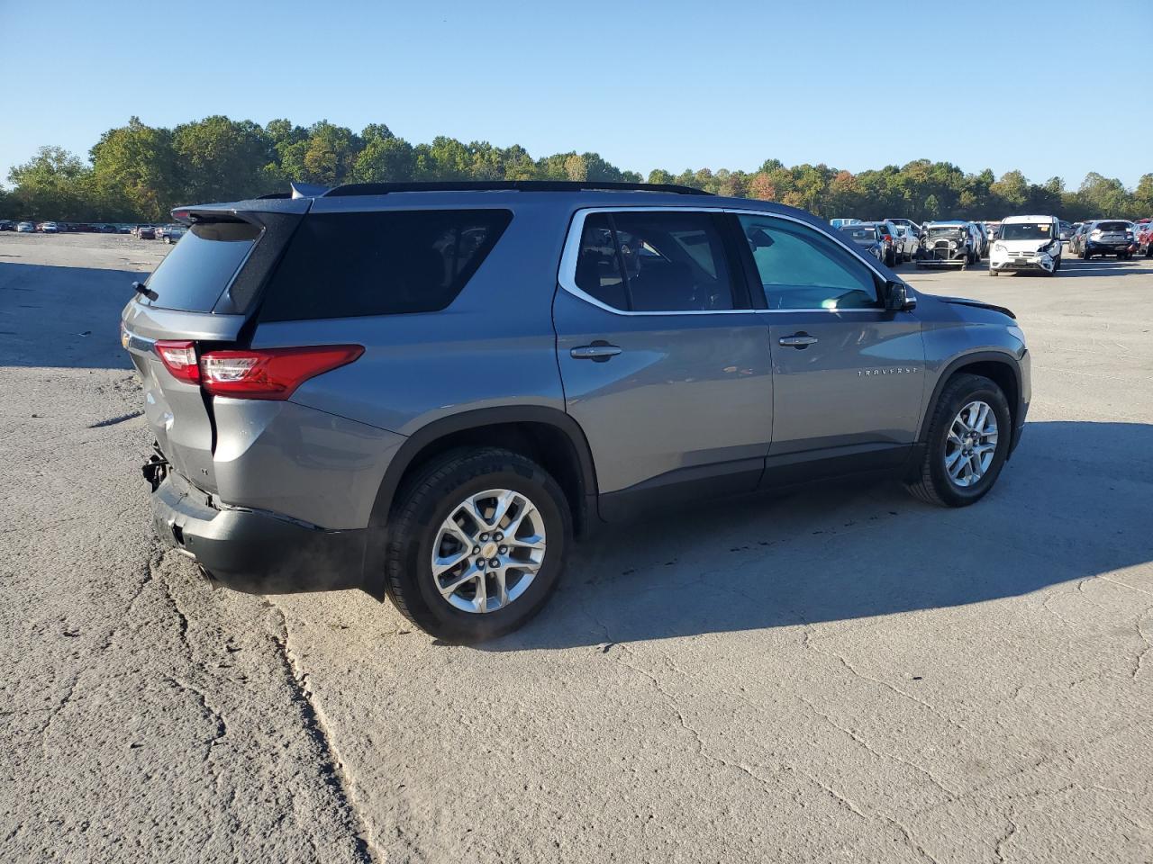2020 Chevrolet Traverse Lt - Image 3
