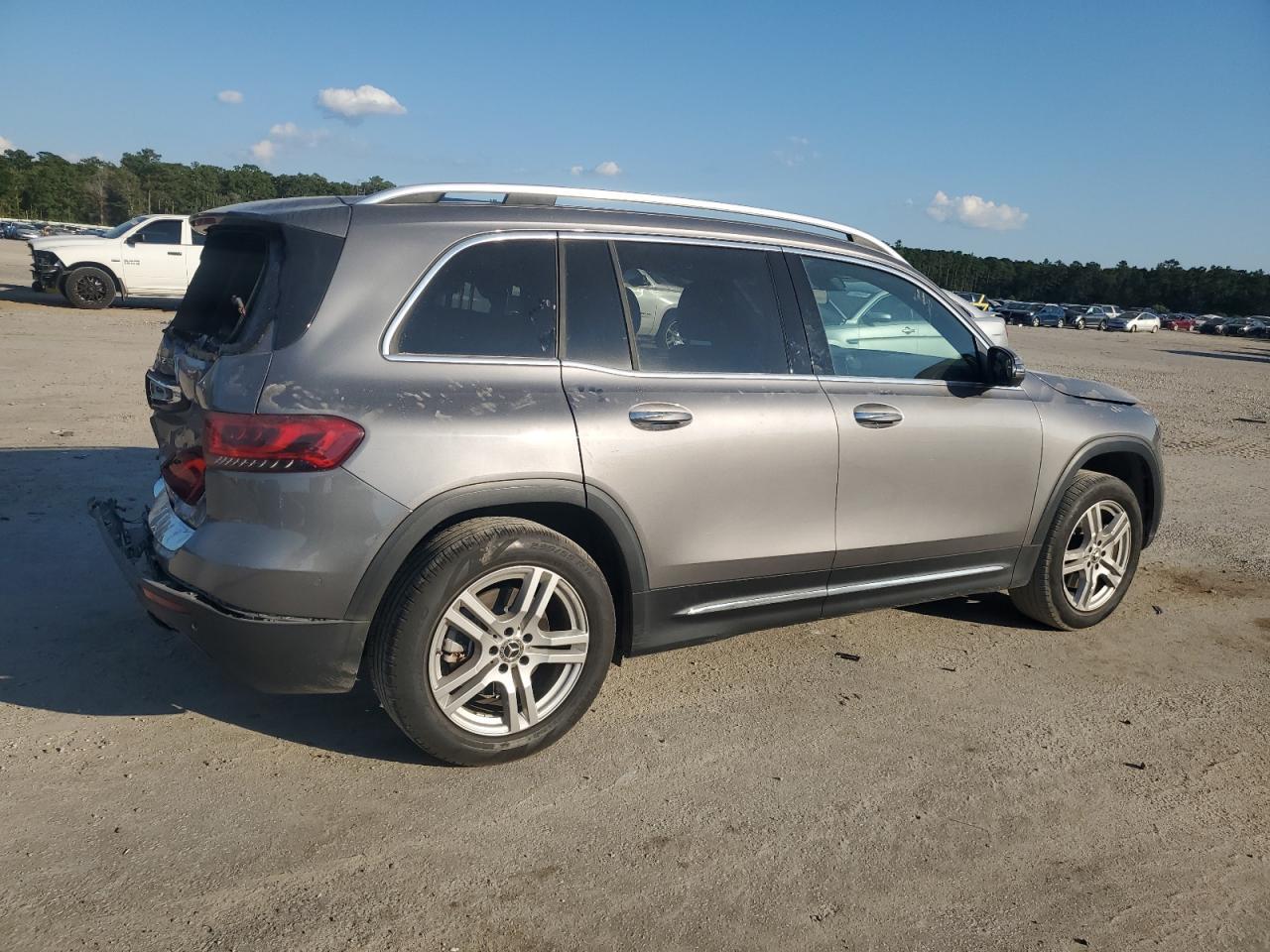 2021 Mercedes-Benz Glb 250 - Image 3