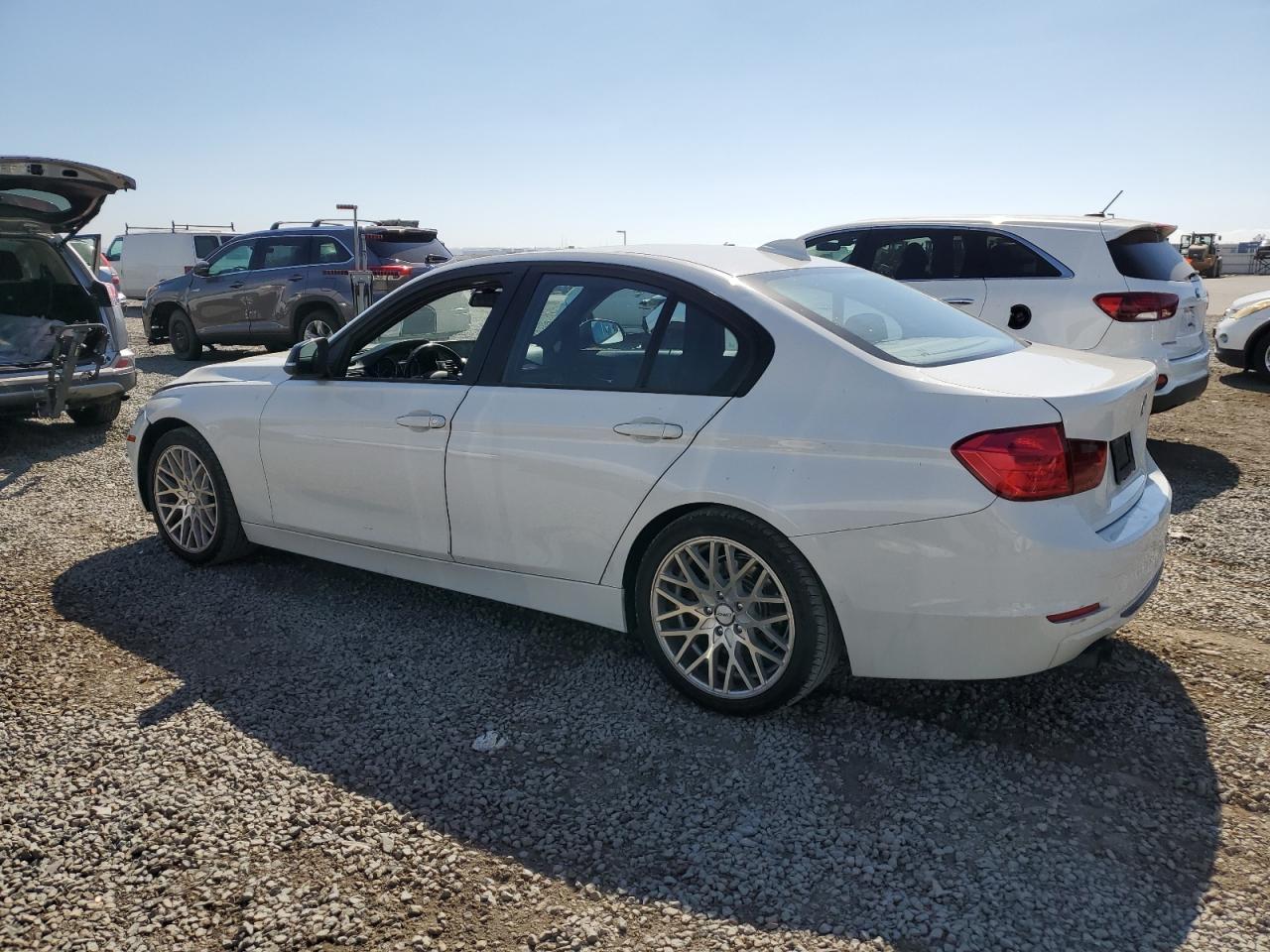 2012 BMW 328 I Sulev - Image 2