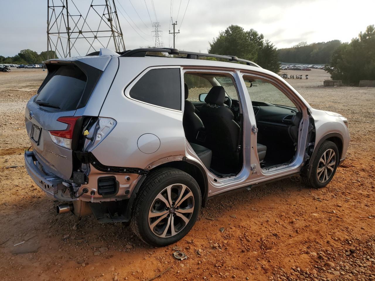 2021 Subaru Forester Limited - Image 3