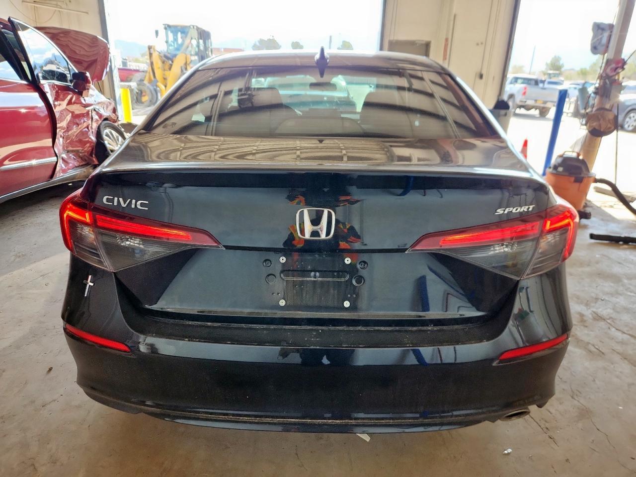 2025 Honda Civic Sport - Фото 6