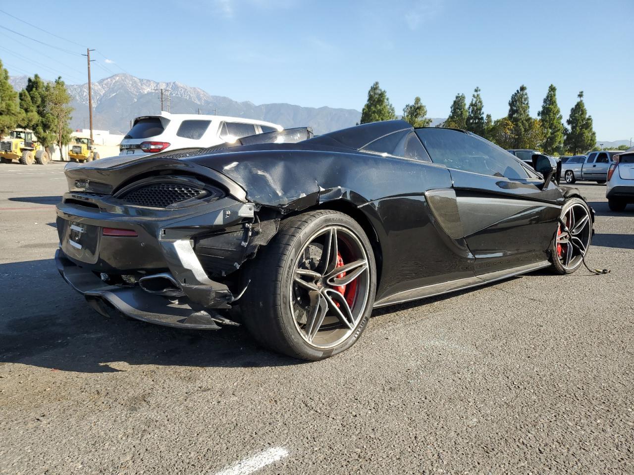 2018 Mclaren Automotive 570S - Image 3