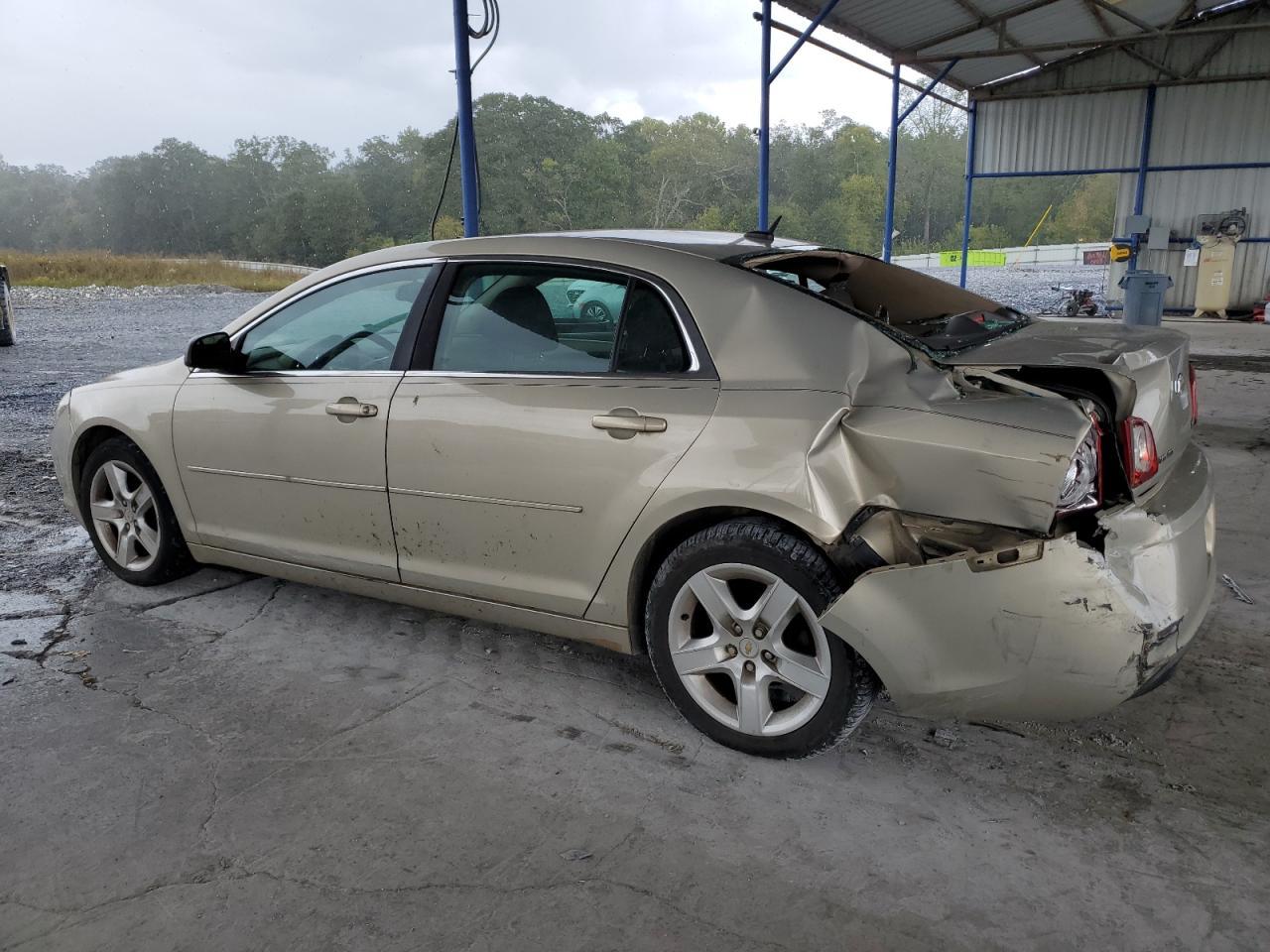 2011 Chevrolet Malibu Ls - Фото 2