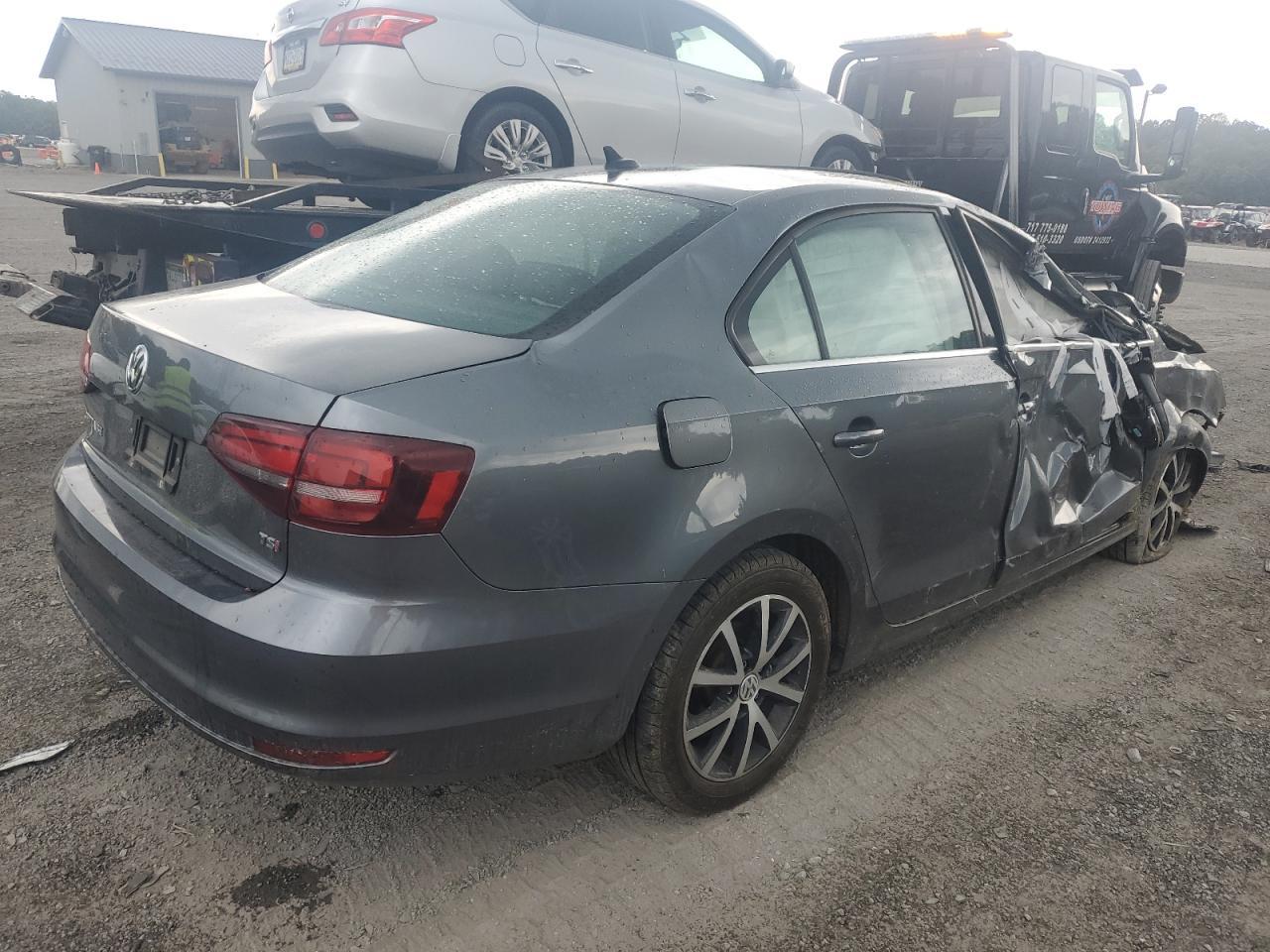 2018 Volkswagen Jetta Se - Фото 3