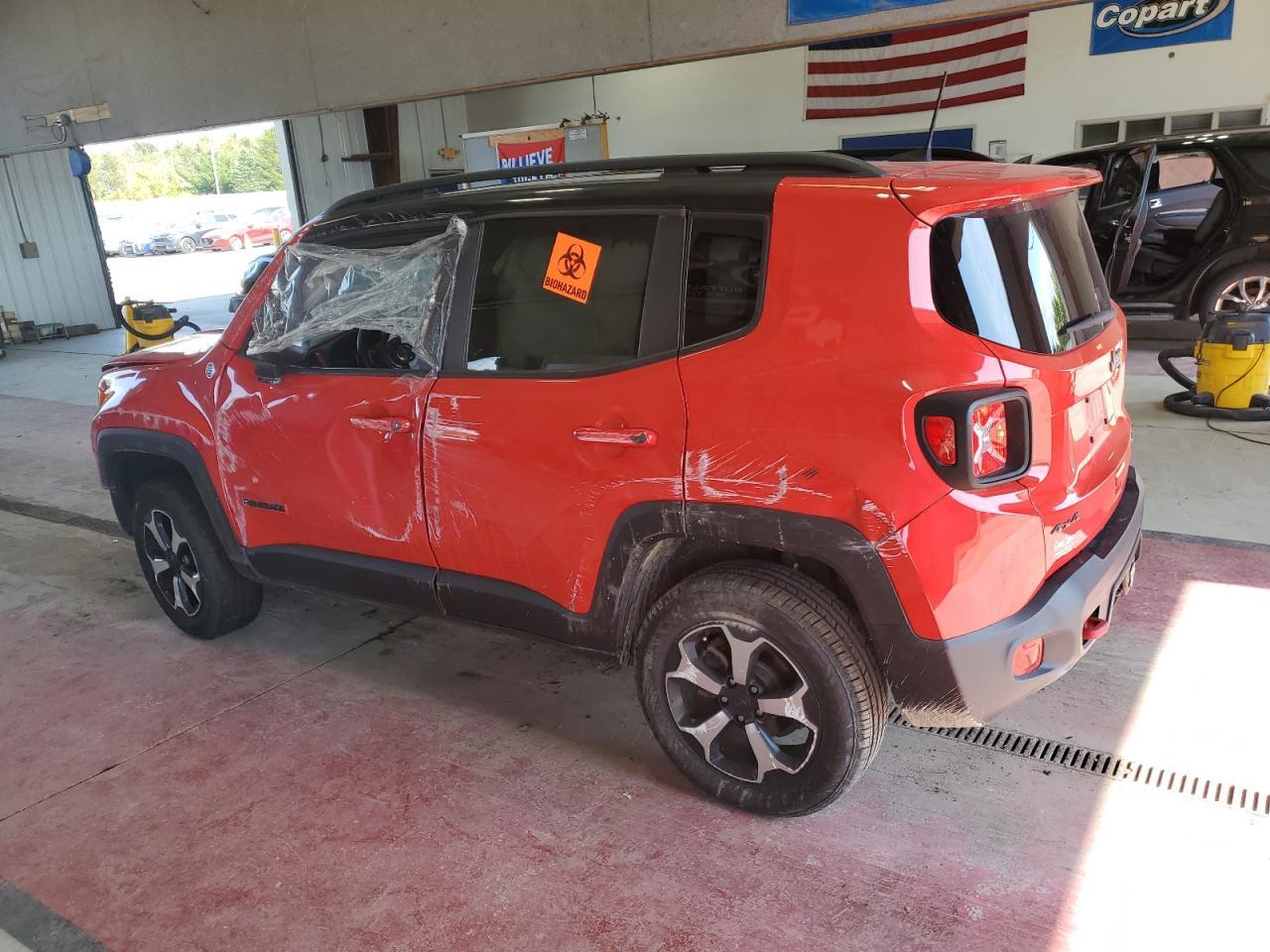 2019 Jeep Renegade Trailhawk - Фото 2