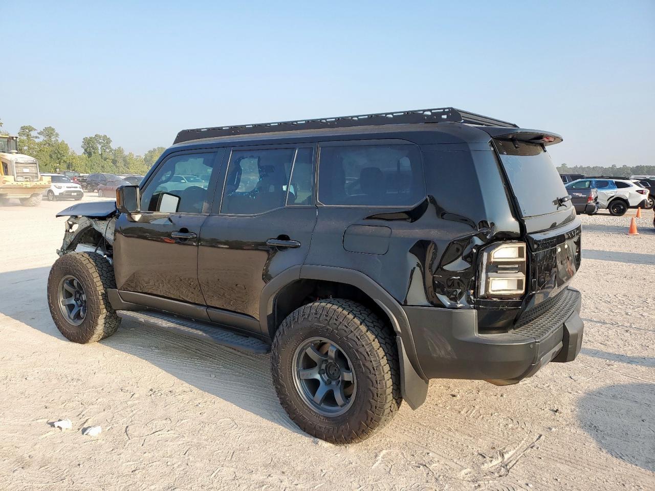 2024 Toyota Land Cruiser Base - Фото 2