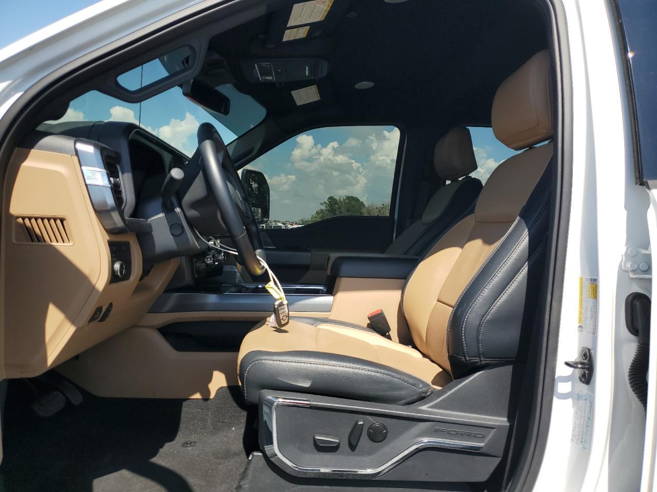 2023 Ford F250 Super Duty - Фото 7