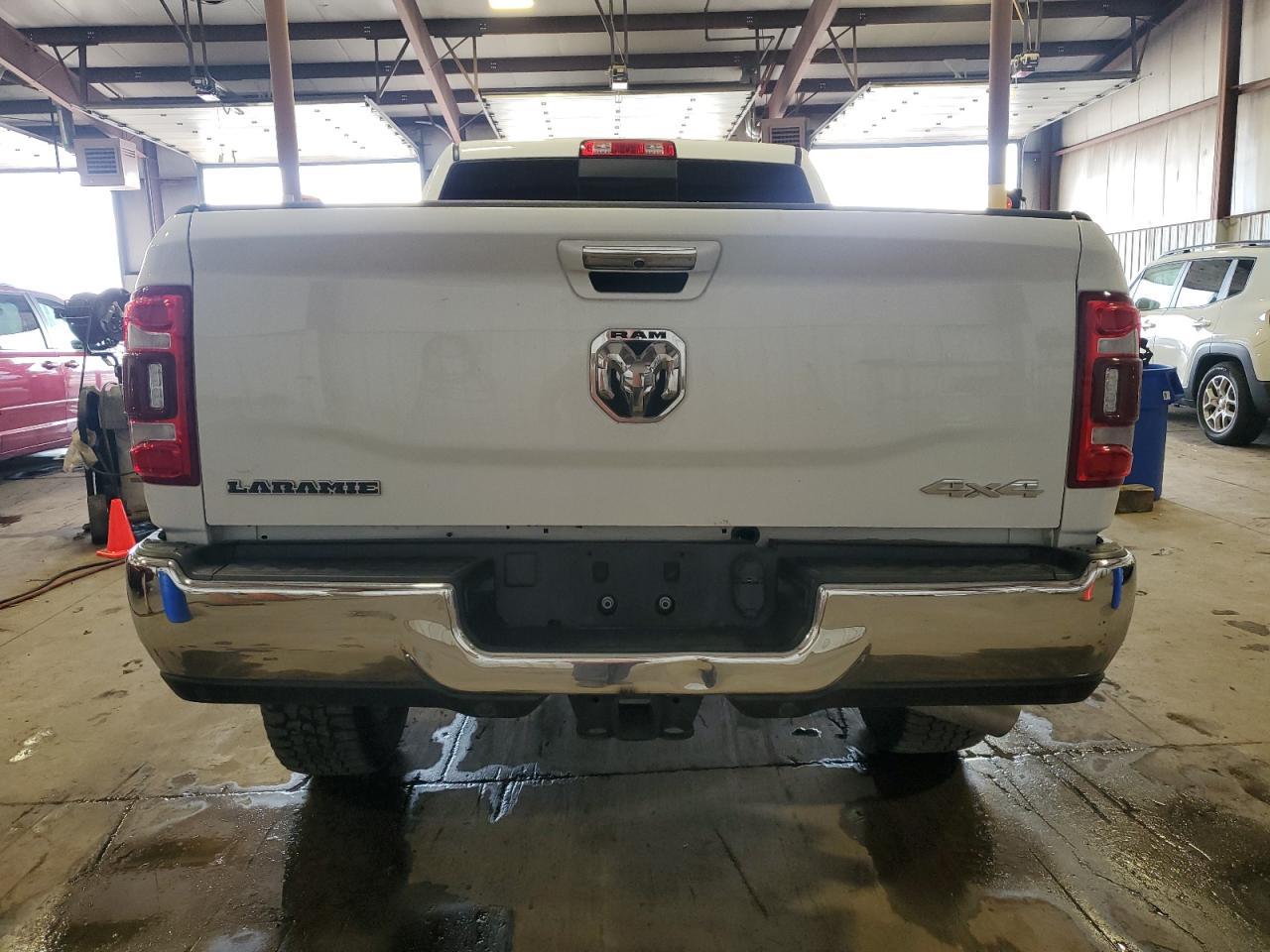 2022 Ram 2500 Laramie - Фото 6