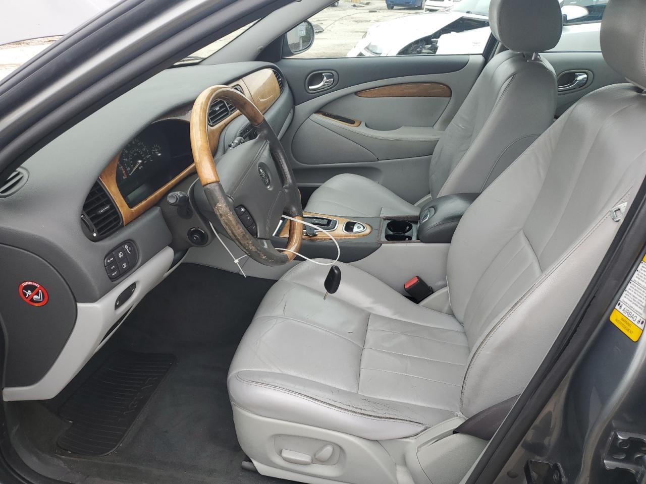 2003 Jaguar S-Type - Image 7