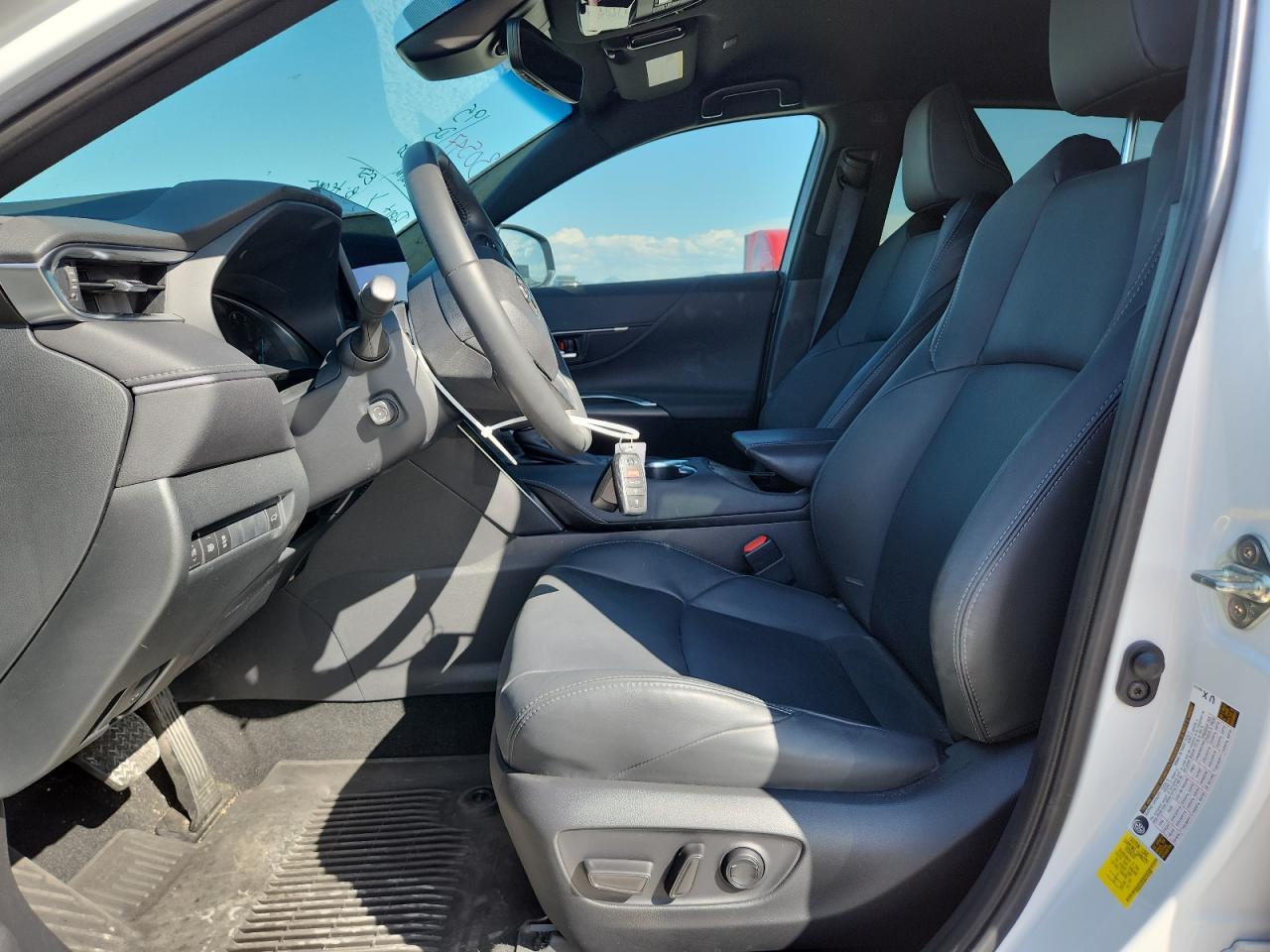 2024 Toyota Venza Le - Фото 7