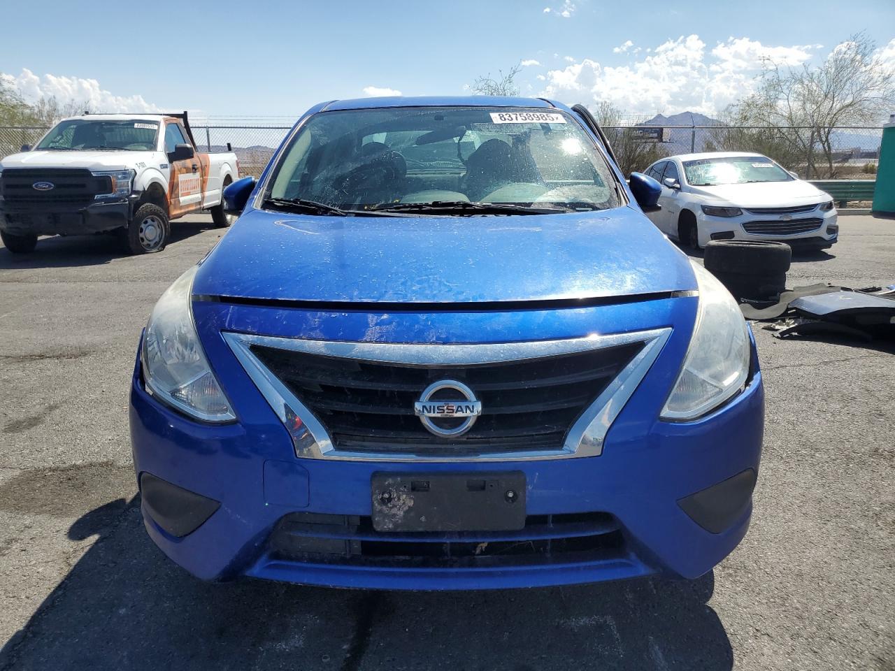 2016 Nissan Versa S - Image 5