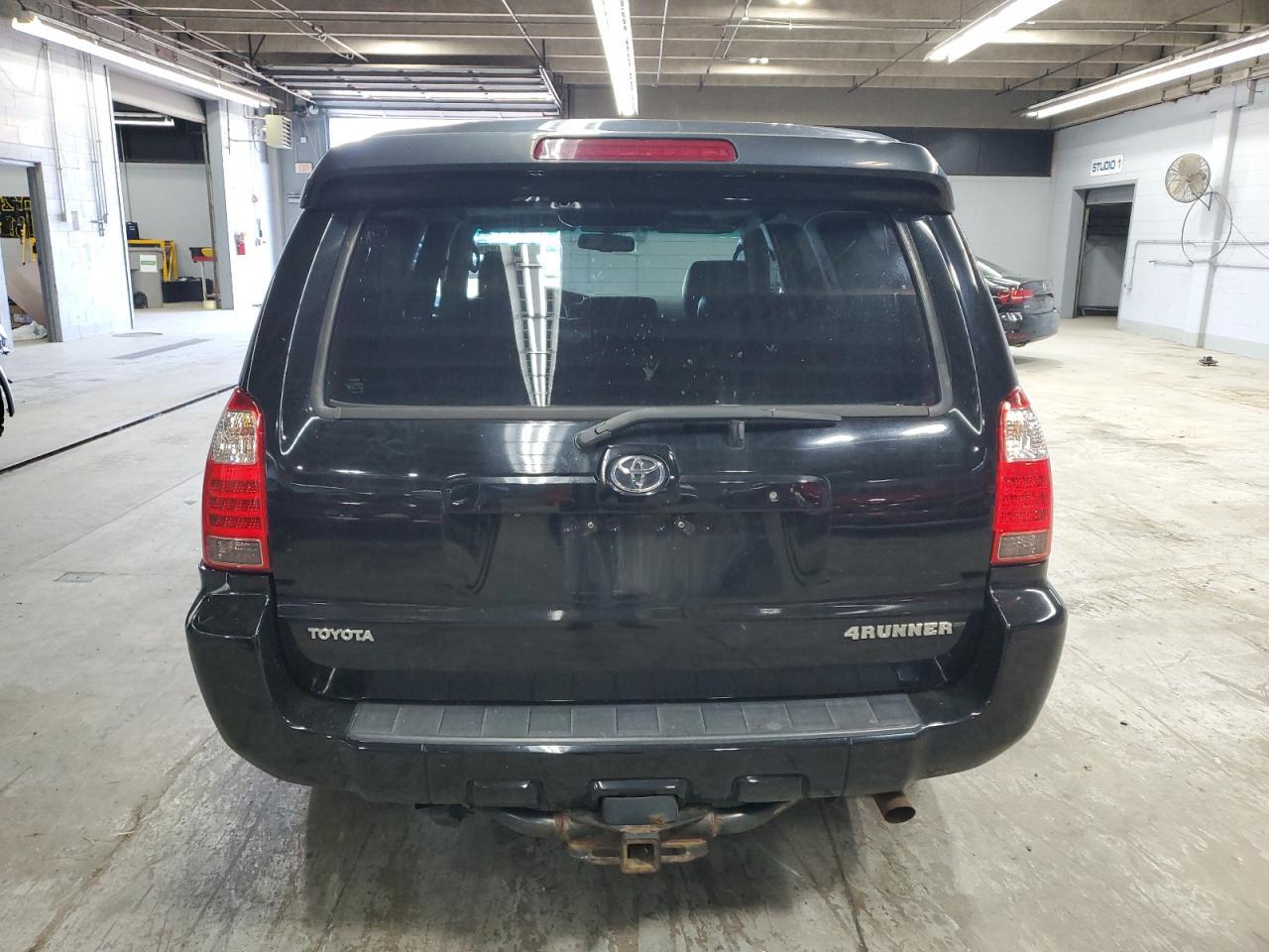 2008 Toyota 4Runner Limited - Image 6