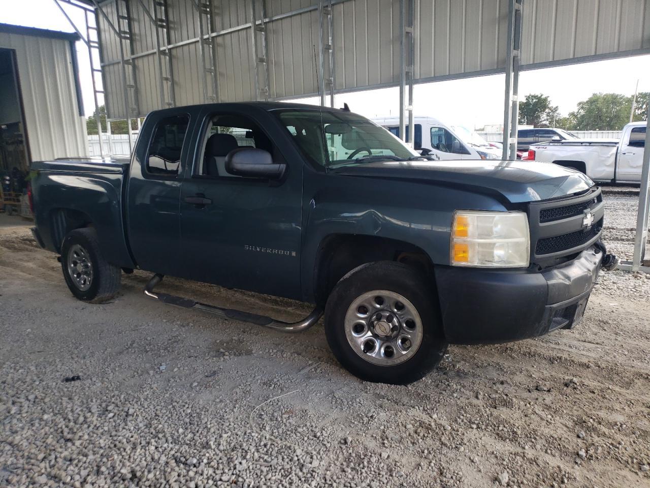 2008 Chevrolet Silverado C1500 - Image 4