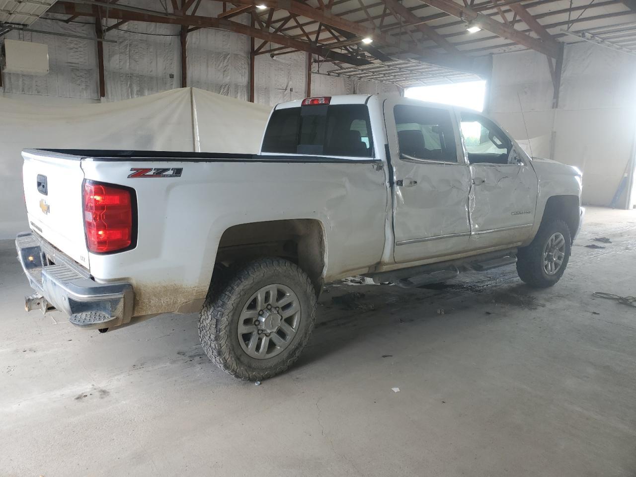 2016 Chevrolet Silverado K2500 Heavy Duty Ltz - Image 3