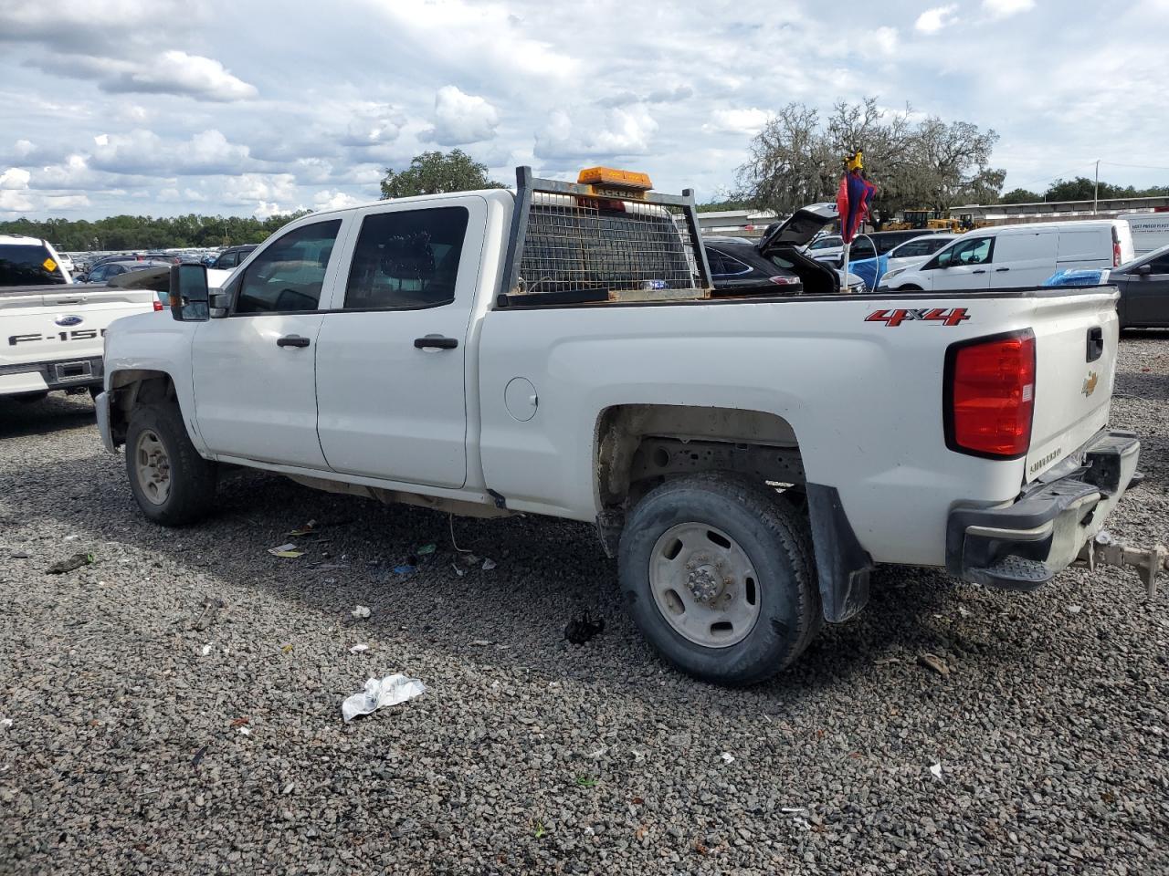 2018 Chevrolet Silverado K2500 Heavy Duty - Image 2