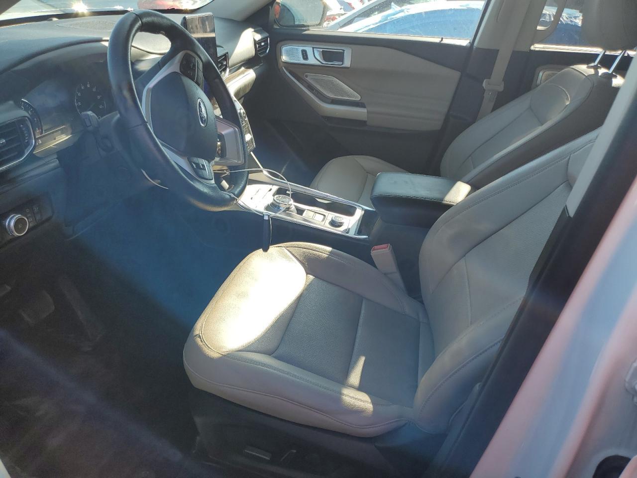 2023 Ford Explorer Limited - Фото 7