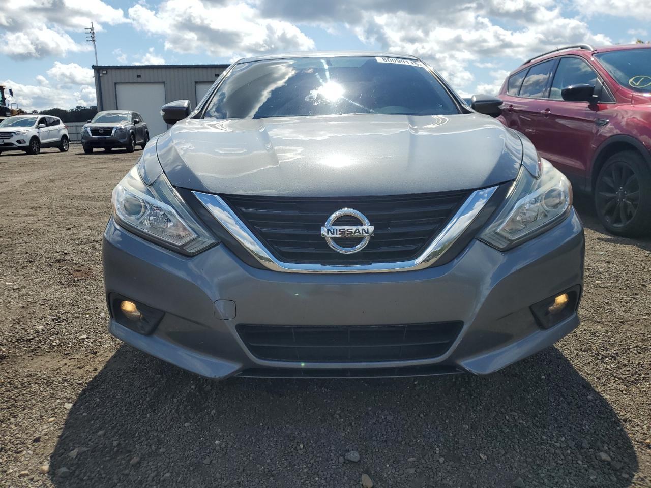 2016 Nissan Altima 2.5 - Image 5