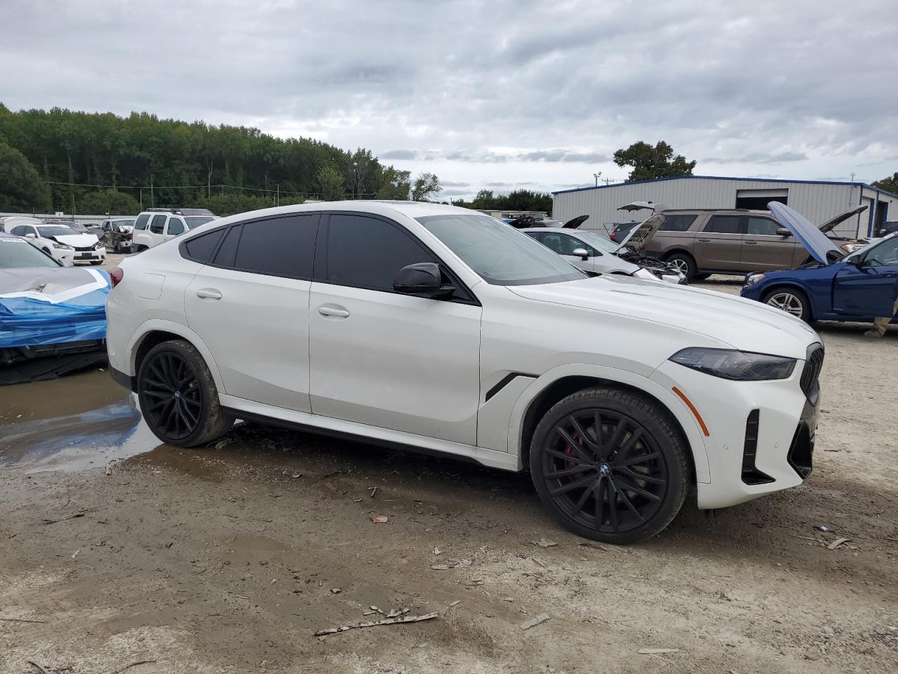 2024 BMW X6 M60I - Фото 4