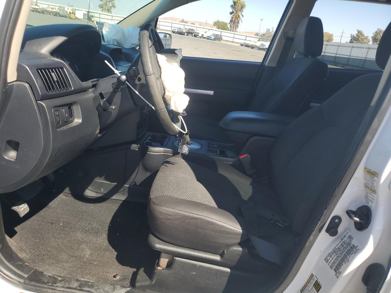 2011 Mitsubishi Endeavor Ls - Фото 7