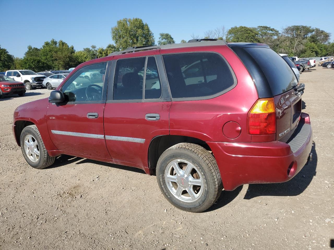 2008 GMC Envoy - Image 2