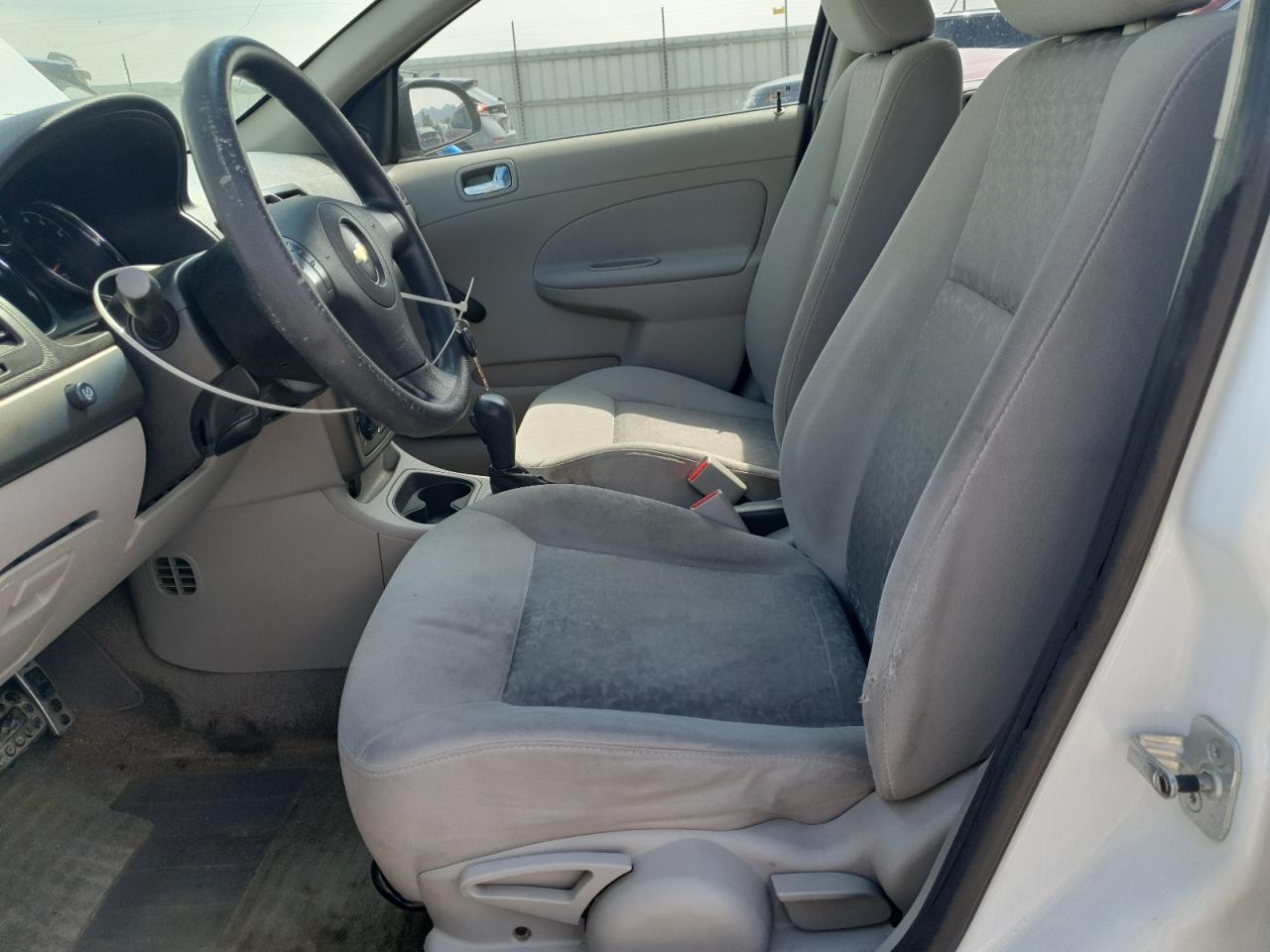 2009 Chevrolet Cobalt Ls - Image 7