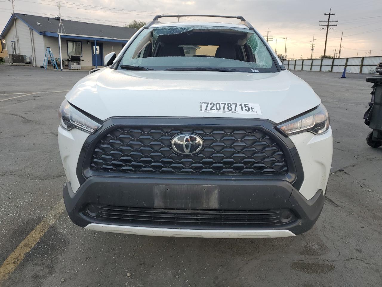 2023 Toyota Corolla Cross Le - Image 5