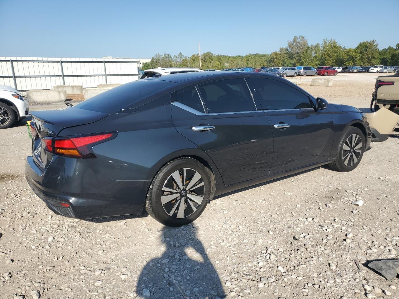 2019 Nissan Altima Sl - Фото 3
